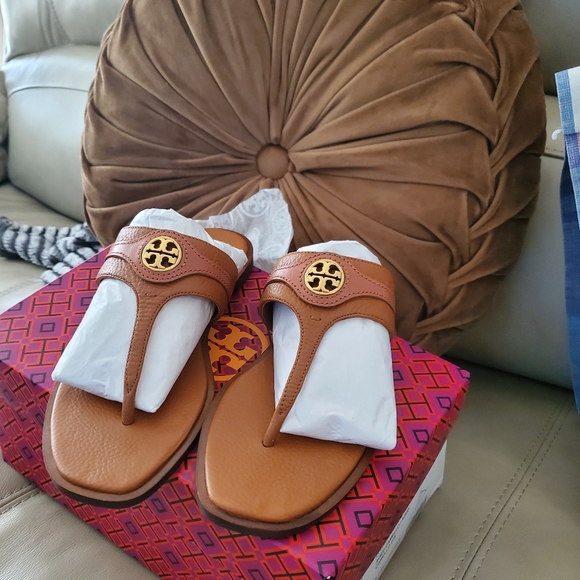 Tory Burch Sandals - Picture 3 of 8